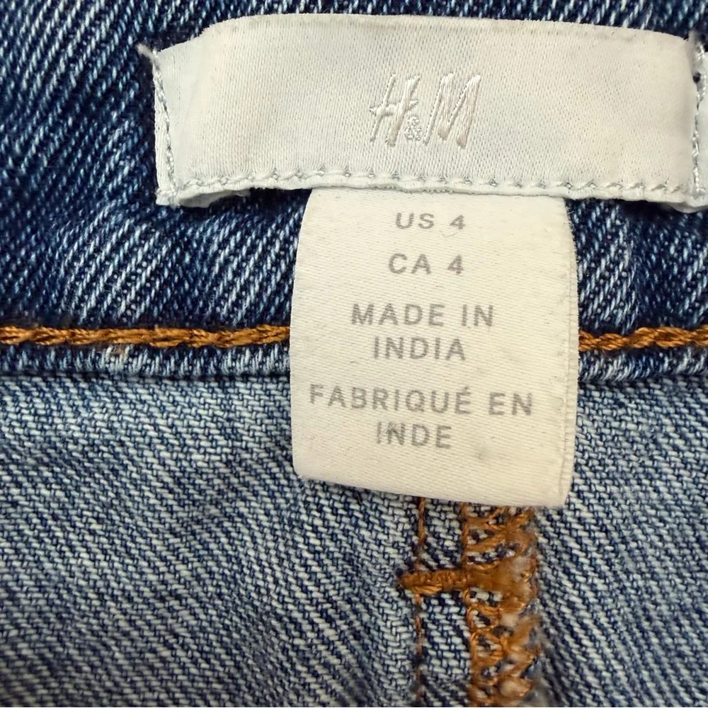 H&M Blue Denim Mini Skirt. Size 4. Never worn. - Picture 5 of 5